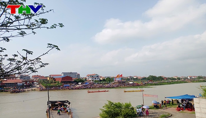Lễ hội bơi chải trên sông Cầu