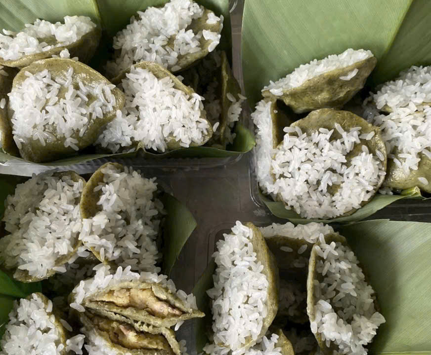 Thảo thơm bánh khúc miền Quan họ