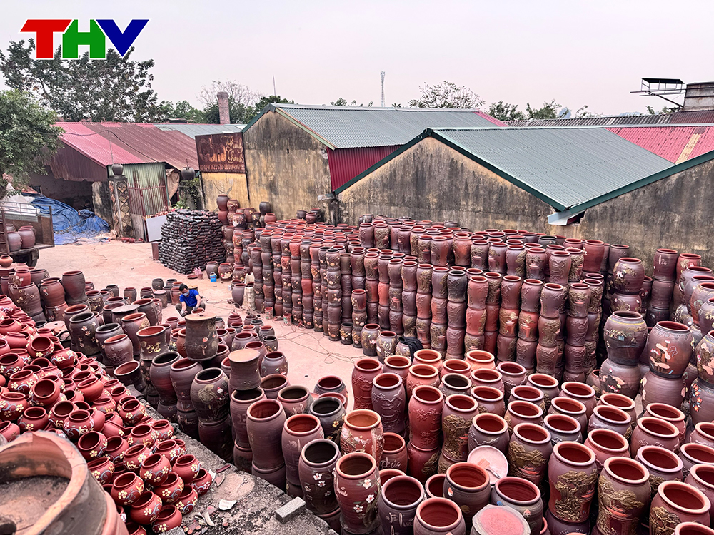 Tập đoàn Quốc tế Phượng Hoàng: Yêu thương để xoa dịu nỗi đau